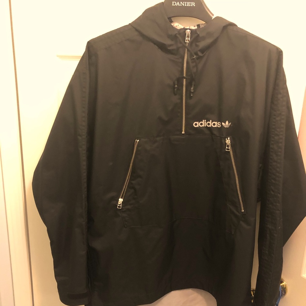 Adidas Hip Packable Pullover Jacket-Black